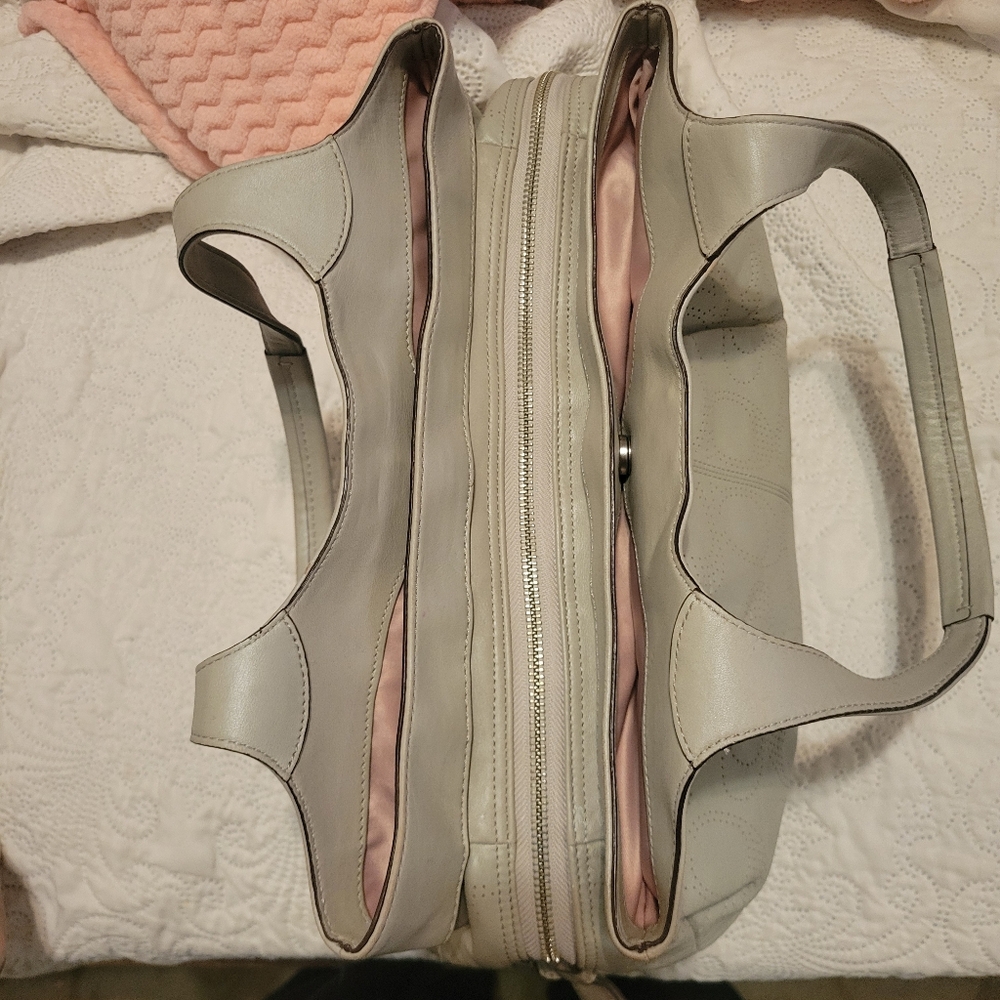 Coach Perforated Leather Lexy ShoulderBag#F19258. Vintage‎ Everyday Luxury Hobo - Picture 8 of 12